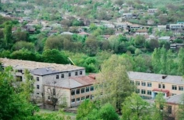 Ադրբեջանական կողմը չի թողնում՝ ցորենը հավաքենք, կոմբայնի ուղղությամբ 5-6 անգամ կրակել են. Սարուշենի գյուղապետ